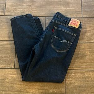 Men's Levi's Jeans. Style 541, athletic fit. 38x32. Only worn once!